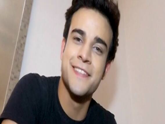 Kumkum Bhagya actor Krishna Kaul reveals what's in his bag