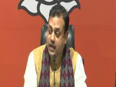 'Sonia Gandhi के पिता फासिस्ट आर्मी में थे'- BJP का Adnan Sami को लेकर कांग्रेस पर निशाना