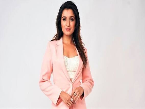 Bigg Boss13 : Shefali Bagga ने बताया, इस वजह से हुईं दोबारा घर से बेघर