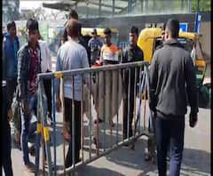 অবন্তীপোরায় সেনা-জঙ্গি সংঘর্ষ, কাশ্মীরে চালু ২জি ইন্টারনেট, প্রজাতন্ত্র দিবসের আগে নিরাপত্তায় জোর, আরও খবর ফটাফট