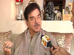 JNU Violence: Shatrughan Sinha raises question on Central govt and police's role