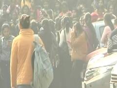 Delhi: गार्गी कॉलेज में कई लड़कियों से छेड़छाड़ की खबर, एनुअल फेस्ट के दौरान वारदात