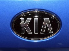 Innova को टक्कर देगी Kia की 'Carnival' । Auto Expo 2020