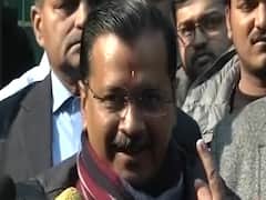 Delhi Election: Delhi की सभी 70 सीटों पर हो रही है वोटिंग, दिग्गजों ने डाले वोट