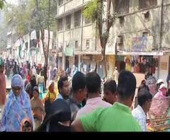 CAA-NRC Protest Nagpada | नागपाड्यातील सीएए-एनआरसीविरोधातीलआंदोलनाचा तेरावा दिवस, आंदोलक-पोलिसांमध्ये वादावादी