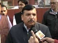 AAP नेता Sanjay Singh ने किया मतदान