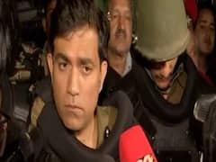 Police ask anti and pro-CAA protesters to retract