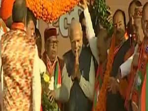 Delhi Polls: BJP to win Delhi via Modi magic? | Samvidhan Ki Shapath