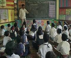 Election Duty | शाळेच्या वेळात निवडणुकीची कामं नको : हायकोर्ट | ABP Majha