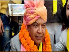 RK Puram से निर्दलीय उम्मीदवार का अनोखा चुनाव प्रचार देखिए । Delhi Election 2020