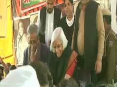 Shaheen Bagh: Over an hour long discussion between SC mediators & protesters