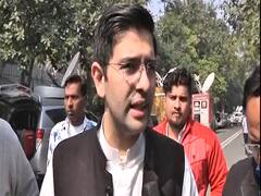 AAP विधायक दल की बैठक में पहुंचे Raghav Chadha, बोले- अगले 5 साल भी पूरे दमखम से काम करेंगे