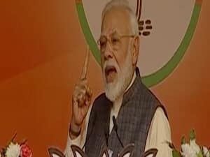 PM Modi's attack on protests against CAA | Panchnama Full