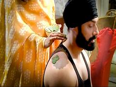 Choti Sarrdaarni: Love is in the air! Sarabjit shares romantic moment with Meher