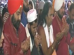 Shaheen Bagh में सर्वधर्म पाठ, एक साथ हवन और कुरान की आयतें पढ़ीं गईं