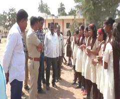 Pandharpur Girl's Security | रोडरोमिओंमुळे विद्यार्थिनींचं जगणं मुश्कील, समाजकंटकांना हद्दपार, तडीपार करण्याची ग्रामस्थांची मागणी 