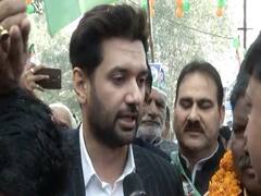 Amit Shah के साथ Chirag Paswan ने किया प्रचार, LJP उम्मीदवार के लिए मांगे वोट । Delhi Election 2020
