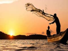 ગુજરાતના દરિયા કિનારે અન્ય રાજ્યના માછીમારો નહીં કરી શકે માછીમારી, જુઓ વીડિયો