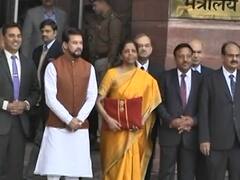 FM meets President Kovind before presenting Budget 2020-21