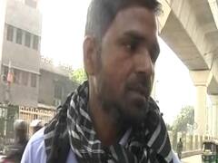 Delhi violence: Jafrabad में पटरी पर लौट रही है जिंदगी