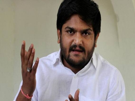 અમદાવાદઃ રાજદ્રોહ કેસમાં હાર્દિક વિરુદ્ધ કોર્ટે બિન જામીનપાત્ર વોરંટ ઇસ્યૂ કર્યું, જુઓ વીડિયો 