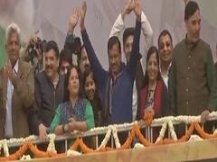 Arvind Kejriwal को विधायक दल का नेता चुना गया, 16 फरवरी को हो सकता है शपथग्रहण