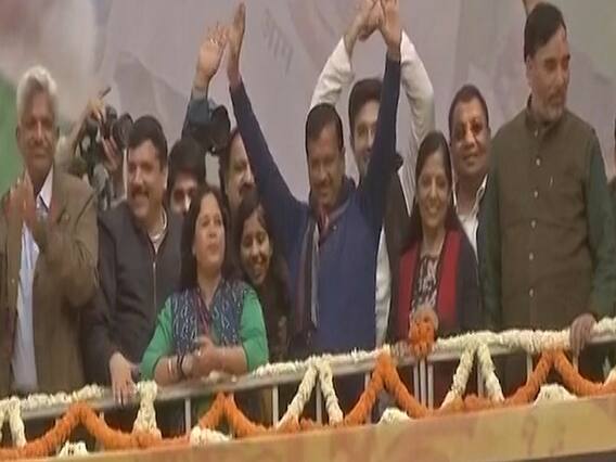 Arvind Kejriwal को विधायक दल का नेता चुना गया, 16 फरवरी को हो सकता है शपथग्रहण