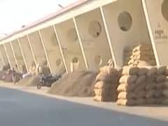 રાજકોટ માર્કેટ યાર્ડ બંધ રહેતા ખેડૂતો પરેશાન, જુઓ વીડિયો