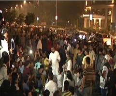 Marine Drive Protest | मरिन ड्राईव्हवर विनापरवानगी आंदोलन केल्याने गुन्हे दाखल, दिल्लीतील हिंसाचाराच्या पार्श्वभूमीवर खबरदारी