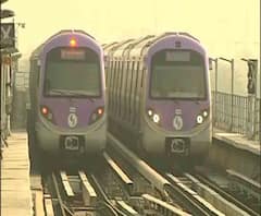 বাংলায় প্রচুর রেলের প্রকল্প এনে দিয়েছি, তাও জানানো হল না, দুঃখ হয়, মেট্রোর উদ্বোধনে আমন্ত্রণ বিতর্কে মন্তব্য মমতার