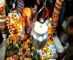 WEB EXCLUSIVE | या नावानेही ओळखलं जातं वरळीतलं मार्कंडेश्वर मंदिर | ABP MAJHA