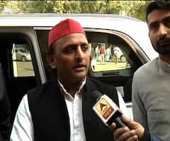 মানুষ যাতে বুঝতে না পারে, সে জন্যই এত দীর্ঘ বাজেট, আয়ের রাস্তা বন্ধ হয়ে যাচ্ছে, আক্রমণ অখিলেশ যাদবের