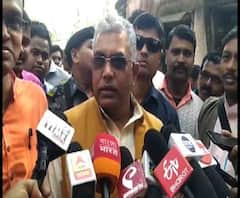 দিদিকেই আমন্ত্রণ জানাননি ভাই, কেজরিওয়ালের শপথ অনুষ্ঠানের প্রসঙ্গ টেনে মমতাকে কটাক্ষ দিলীপের