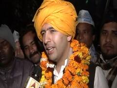 धन्यवाद कहने जनता के बीच पहुंचे Raghav Chadha, शादी की खबरों पर क्या बोले ? देखिए