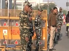 What will be the solution of blocked roads in Delhi?