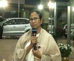 শান্তিপূর্ণ আন্দোলন ওদের অধিকার, ভয় দেখাতে গুলি চালিয়ে দিচ্ছে বিজেপি, কীসের এত ভয়: মমতা 