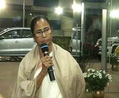 যখনই ভোট আসে তখনই ভাগাভাগির রাজনীতি, সবাই সন্ত্রাসবাদী হলে ওরা কী? বিজেপিকে আক্রমণ মমতার