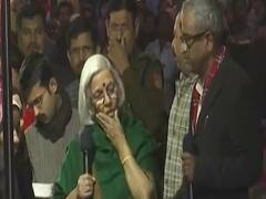 Top 25: आज फिर Shaheen Bagh के प्रदर्शनकारियों से मिले संजय हेगड़े और साधना रामचंद्रन