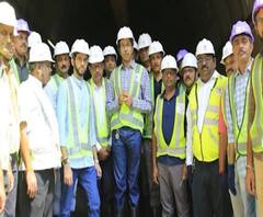 Metro 3 | मेट्रो 3च्या कामाची मुख्यमंत्र्यांकडून पाहणी | ABP Majha