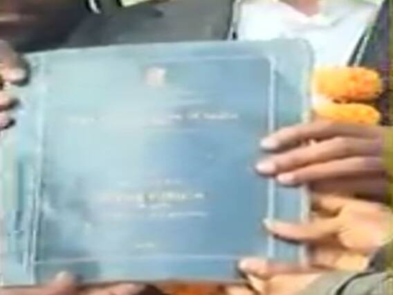 ગાંધીનગરઃ ત્રણ અલગ અલગ આંદોલનકારી જૂથના નેતા આવ્યા એક મંચ પર, જુઓ વીડિયો