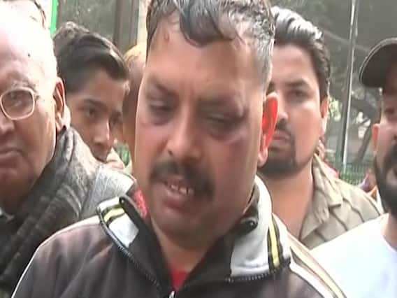 Save Delhi from burning at the hands of rioters | Sansani (26.02.2020)