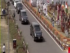 Namaste Trump: PM Modi, US President enroute Motera stadium