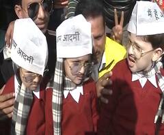 Delhi | केजरीवालांच्या शपथविधीला 'चिमुकला पाहुणा', सोशल मीडियावर चर्चा | ABP Majha