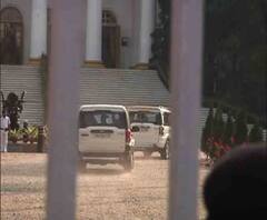 সংঘাতের আবহেই ধনকড়ের সঙ্গে দেখা করলেন পার্থ, পশ্চিমবঙ্গের রাজ্যপালের সঙ্গে রাজ্যের ব্যবহার আপত্তিকর, প্রতিক্রিয়া তথাগত রায়ের