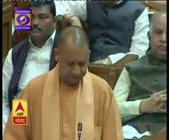 सफेद टोपी पहनने से धर्म नहीं हो जाता है : CM YOGI