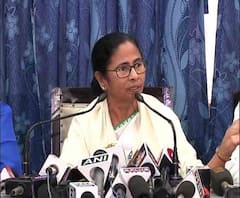 রাজ্য বাজেট: আদিবাসী ও তপশিলিদের জন্য পেনশন, অসংগঠিত ক্ষেত্রের শ্রমিকদের জন্য বিনামূল্যে সামাজিক সুরক্ষা প্রকল্প, স্বাস্থ্যসাথী, ঘোষণা মমতার