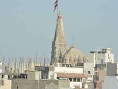 દ્વારકા જગત મંદિર આસપાસ ગેરકાયદે દબાણોમાં વધારો, જુઓ વીડિયો