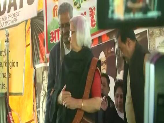 Shaheen Bagh में 68 दिन से चक्का जाम, बातचीत से बनेगा काम ? Samvidhan ki Shapath