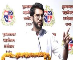 Aditya Thackeray | महापालिकेच्या शाळा सुधारण्यास सरकारचं प्राधान्य, 'मुख्याध्यापक सक्षमीकरण' कार्यशाळेत आदित्य ठाकरेंचं वक्तव्य