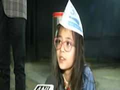 Delhi Election Results: नतीजों से पहले Kejriwal के घर जुटने लगे समर्थक